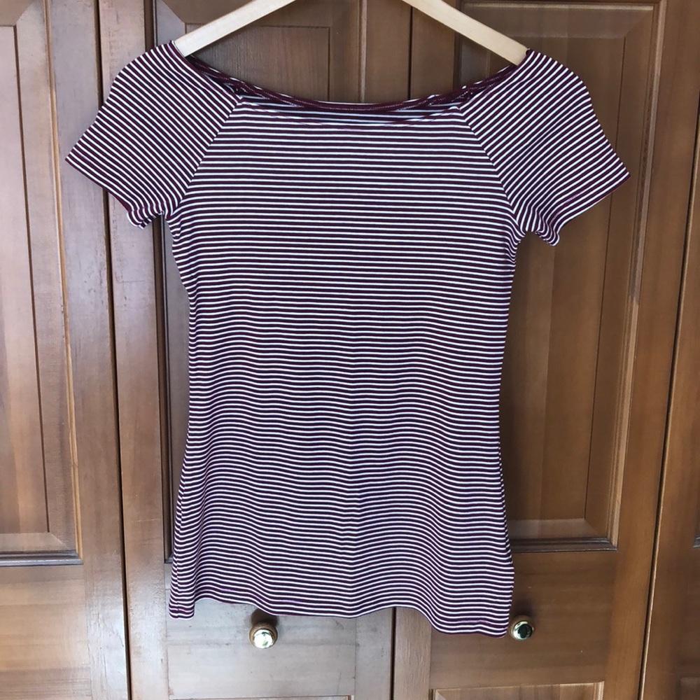 Striped Off the shoulder tee